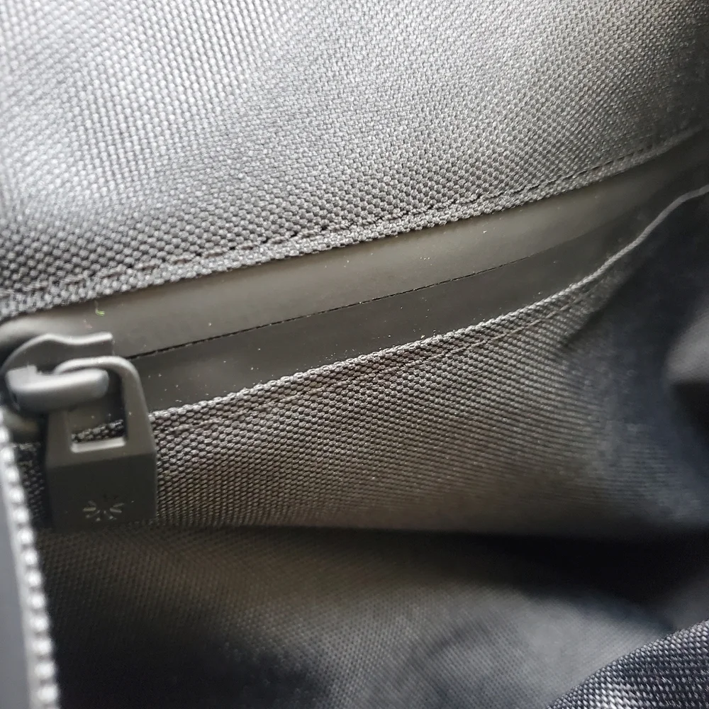 Rains Waterproof Tote Bag Mini - Picture 6 of 7